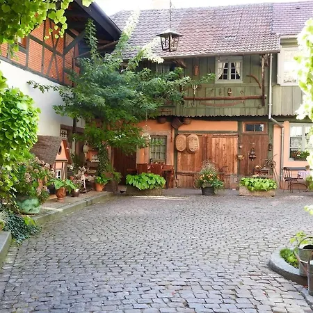 Semesterbostad Maison Cosy A + Parking *